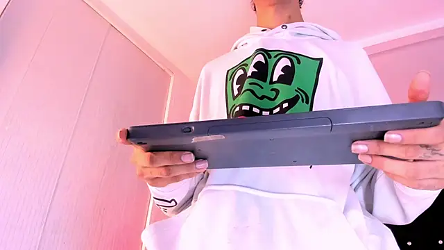 miss__yissell webcam