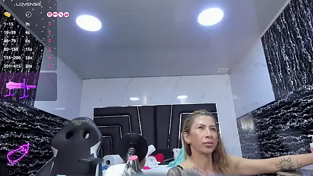 Ladyy_Scarlett