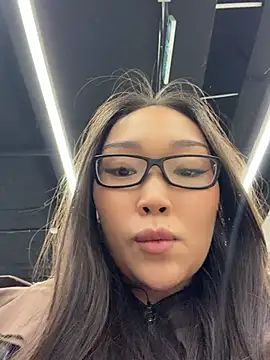 trytomakememoam webcam
