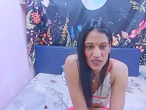 indiansexcsmile4u live cam on StripChat