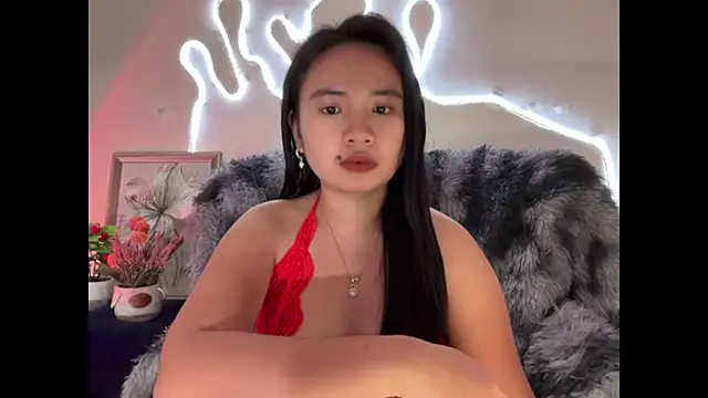 Slutty_Lauraxx
