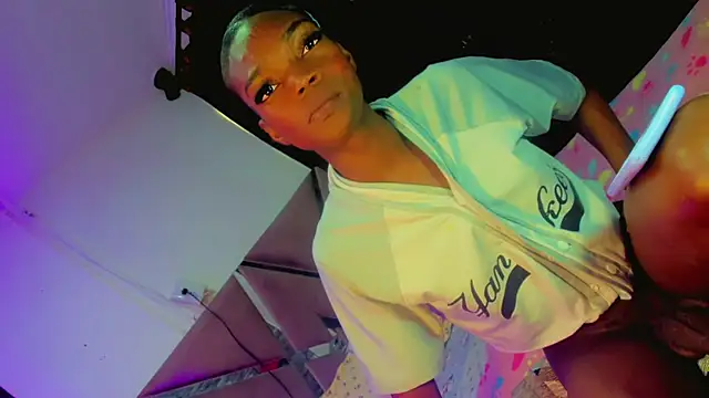Keily_Tsx1