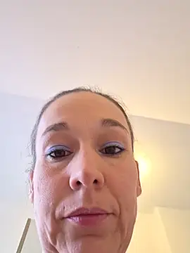 Aliciadelicieuse webcam