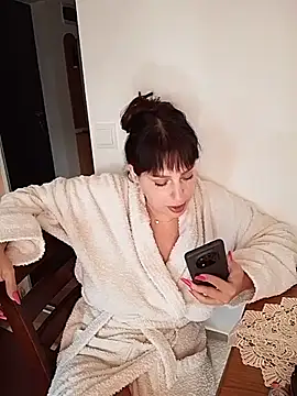 EmmaKrosss webcam