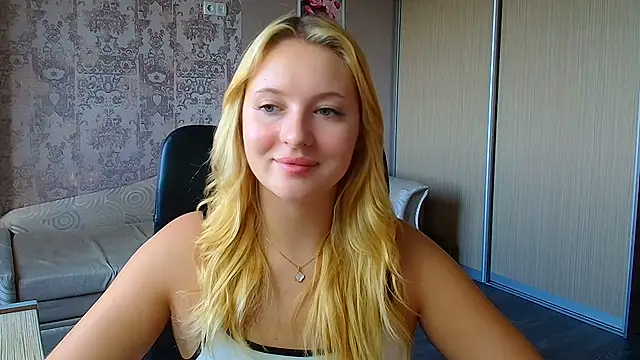 Milka_kiss_ webcam