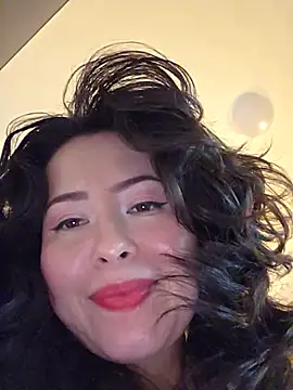 NeredaXxx webcam