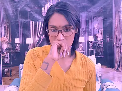IndianRebel4u2Luv webcam