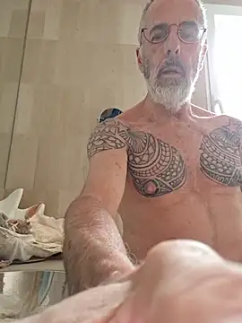 XXX666HEIL webcam