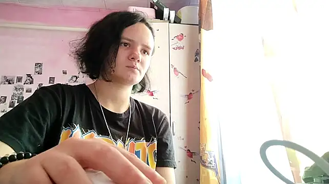 kieraterlecki (F teen) - an air kiss for you