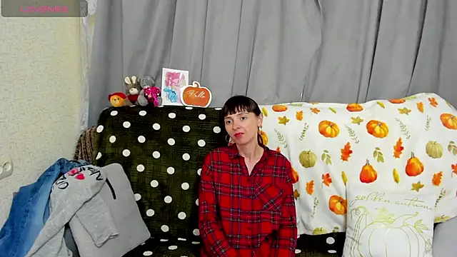 TayanaJons webcam