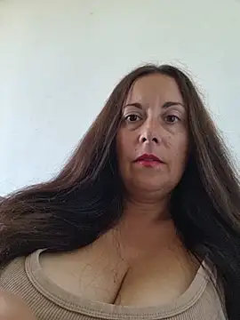 SelieAlMio live cam on StripChat