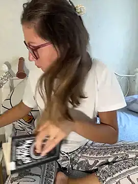 BeatriceTender webcam