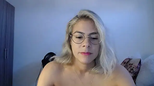 candydowson1 webcam