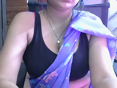 miss-riyaa webcam