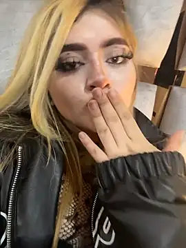 lya_nekko_ webcam