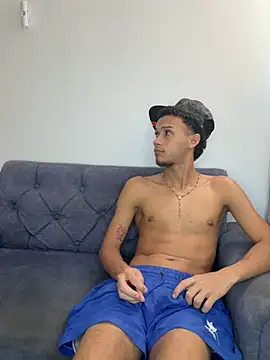 friends_lust_latin webcam