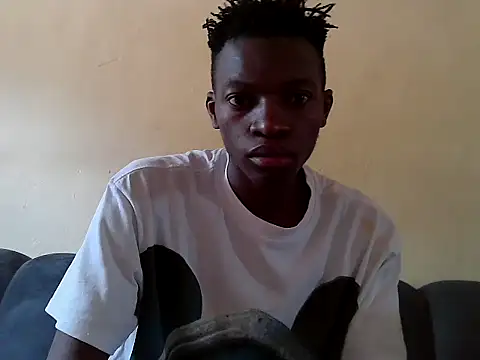 JewelFuckEntertainer212 webcam