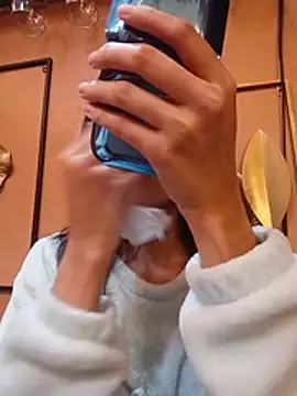 WetVirginPussy