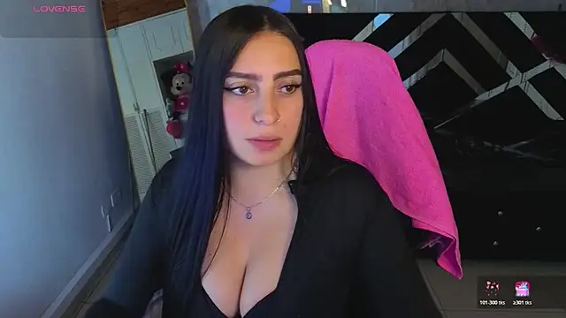 mia_desire_a