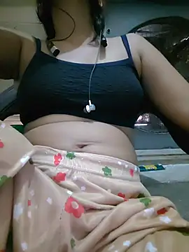 iam_Pooja webcam