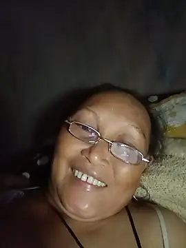 Juhi_09 webcam