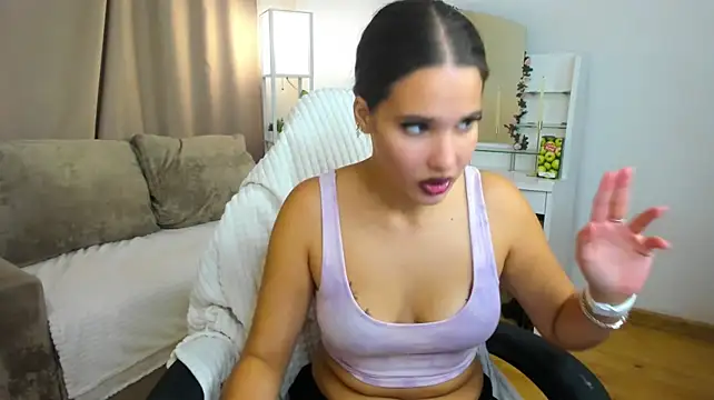 LaylaSunshinee webcam