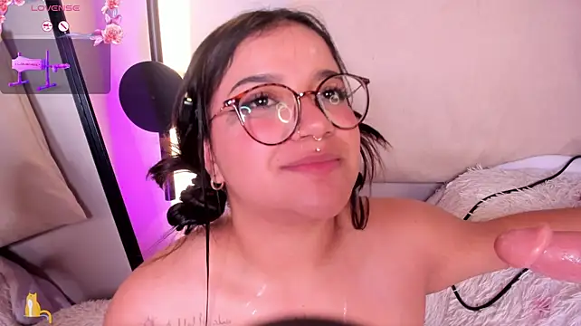 idanora_ webcam