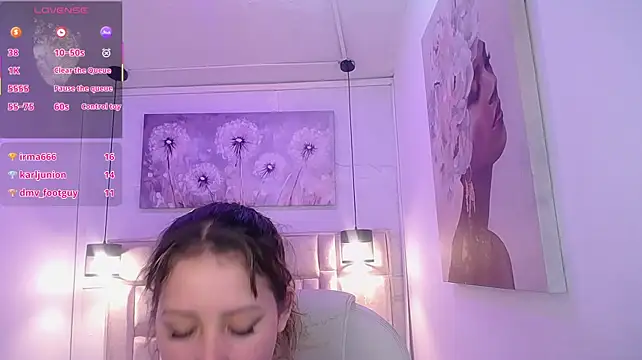zooey_ webcam