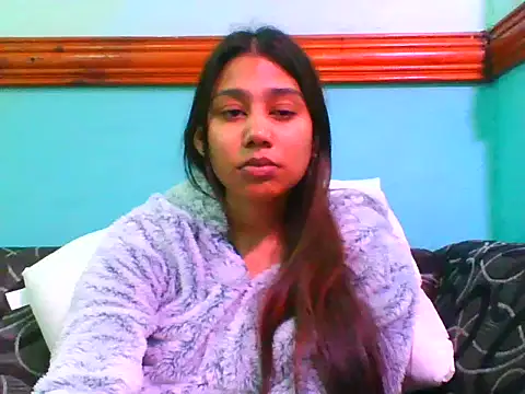 prettysmileaaliyah webcam