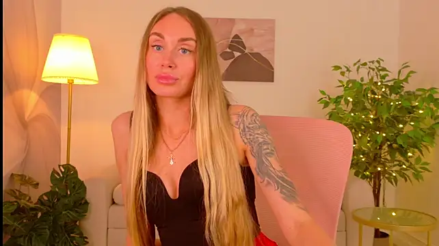 VivianWesst webcam