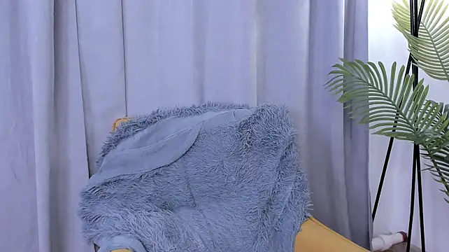 HaileyBenyo webcam