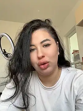 DaianaKimberly webcam