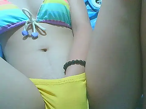HornyWetPussy4u webcam