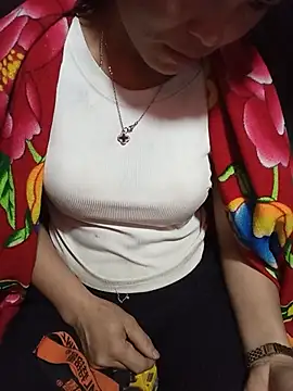 Heryy_xx webcam