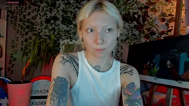tattoo_art_baby webcam