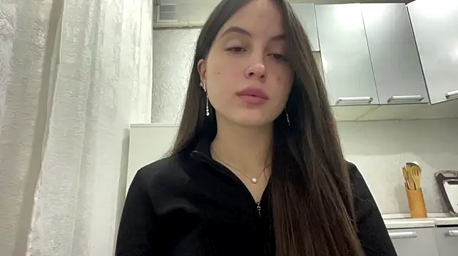 NanTrias live sex cam