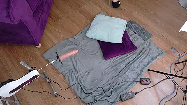 emma_sexxy live cam on StripChat