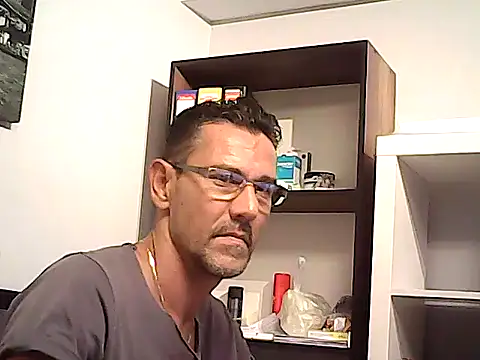 mastercharisma35 webcam