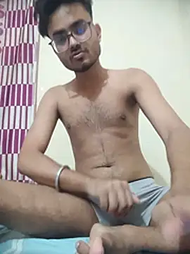 Vicky_thakur live sex cam