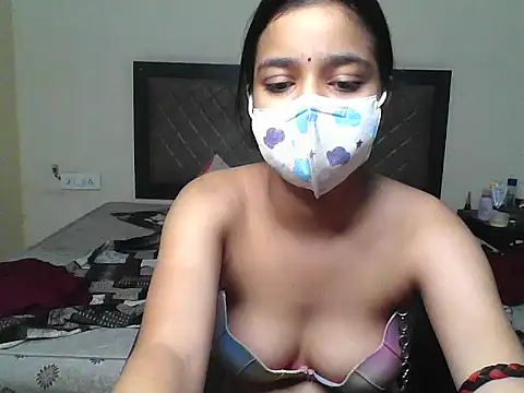luvshanaya live sex cam
