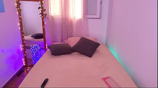 Mar_333 live cam on StripChat