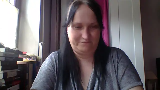 _squirty_cum_lady_ live cam on StripChat