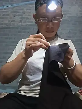 Linda-04 webcam