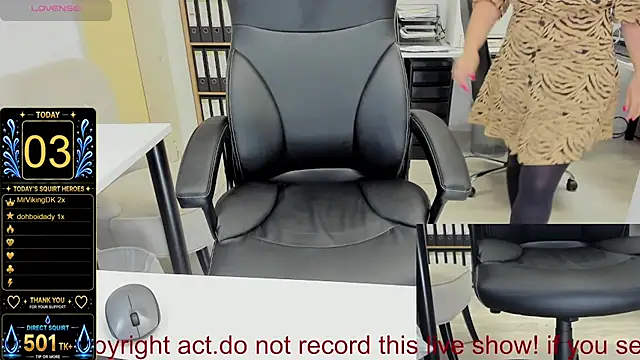 squirt_milf_viktoria