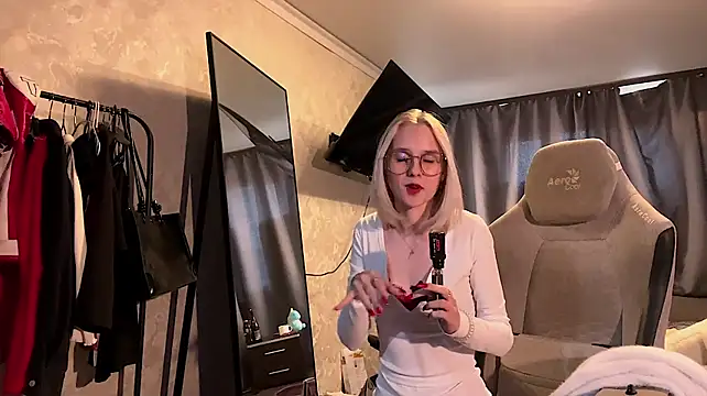 NikiLovers webcam