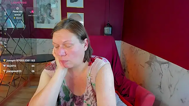 KellyPerfection webcam