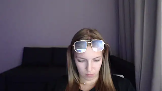 HitGyrl webcam