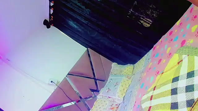 Keily_Tsx1