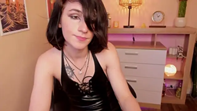 MickeQuinee
