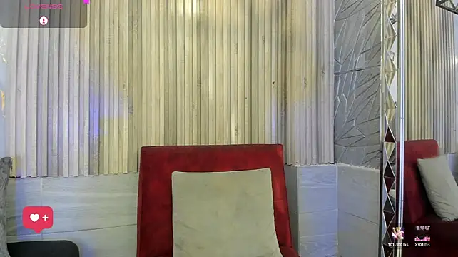 BriannaChelsea webcam